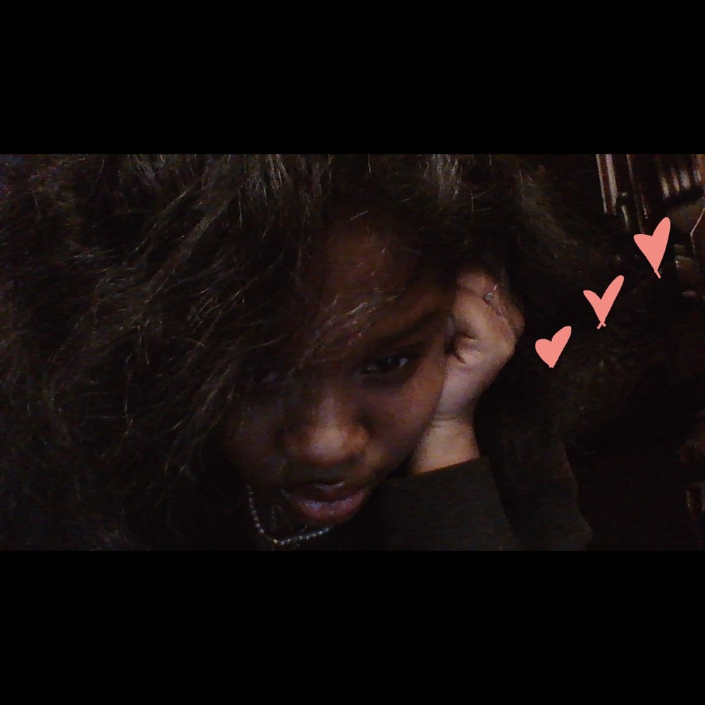 Meet your Posher, Nyla